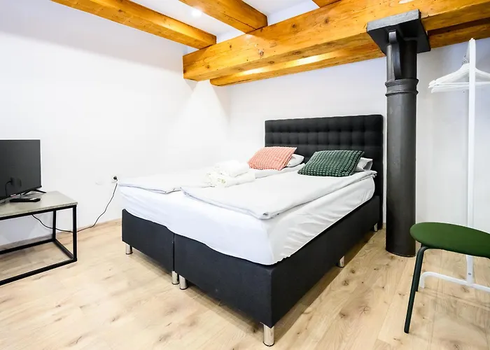 The Lovely Loft Apartma *